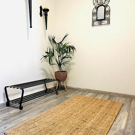 דרך עצי הזית - Through The Olive Tree Apartment Neve Ilan Exterior photo